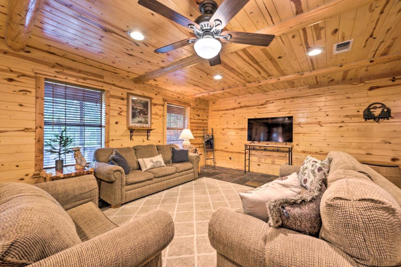 Broken Bow Retreat On 2 Acres With Hot Tub And Deck! 빌라 외부 사진