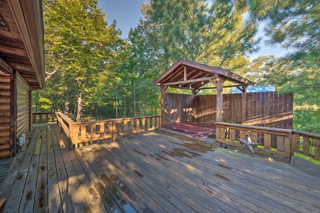 Broken Bow Retreat On 2 Acres With Hot Tub And Deck! 빌라 외부 사진