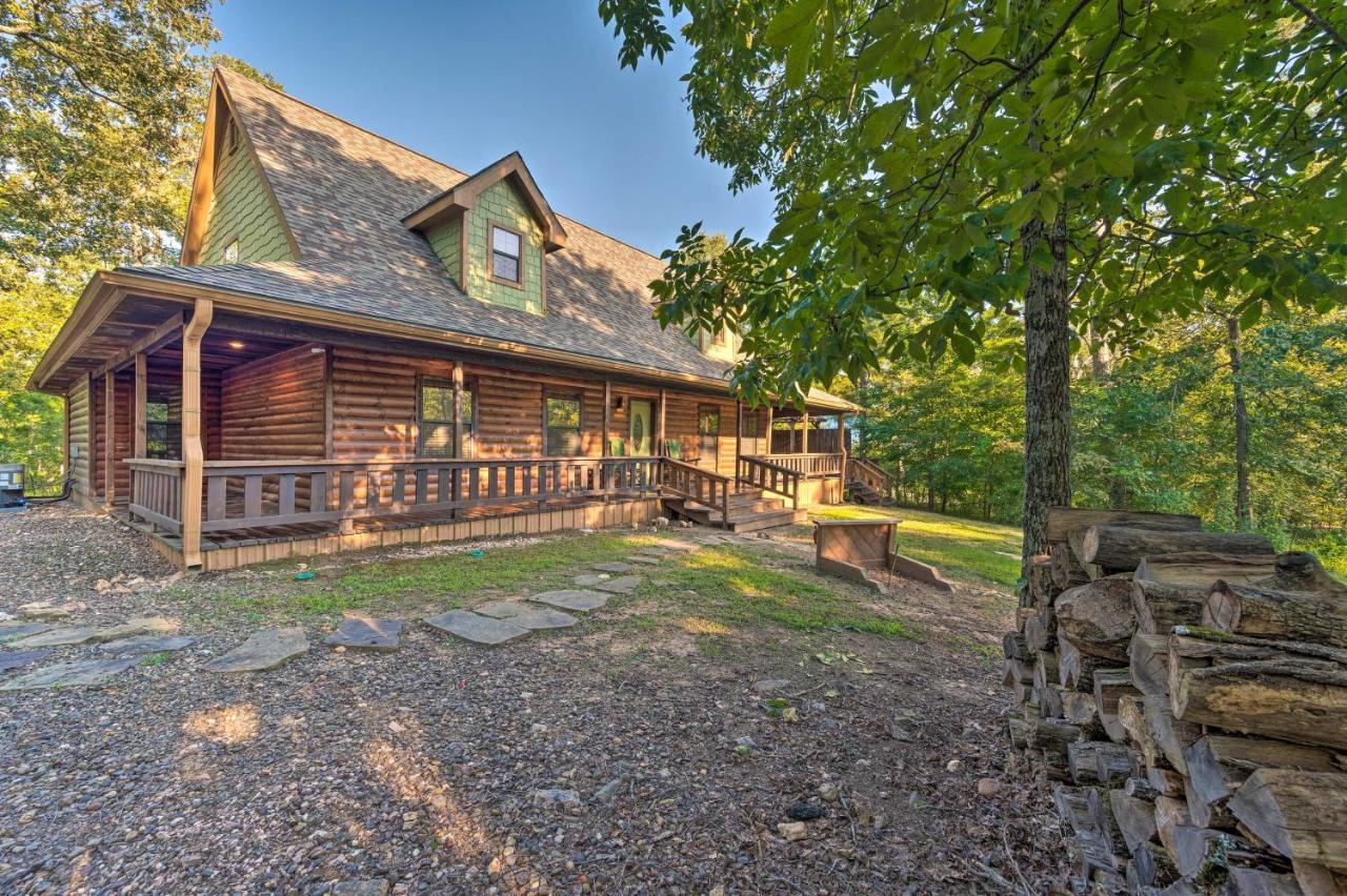 Broken Bow Retreat On 2 Acres With Hot Tub And Deck! 빌라 외부 사진