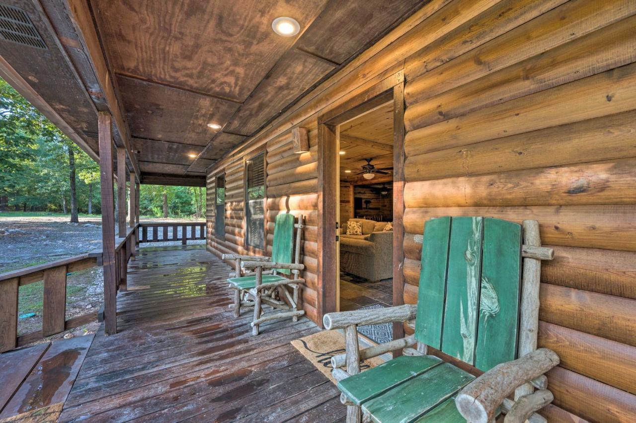 Broken Bow Retreat On 2 Acres With Hot Tub And Deck! 빌라 외부 사진