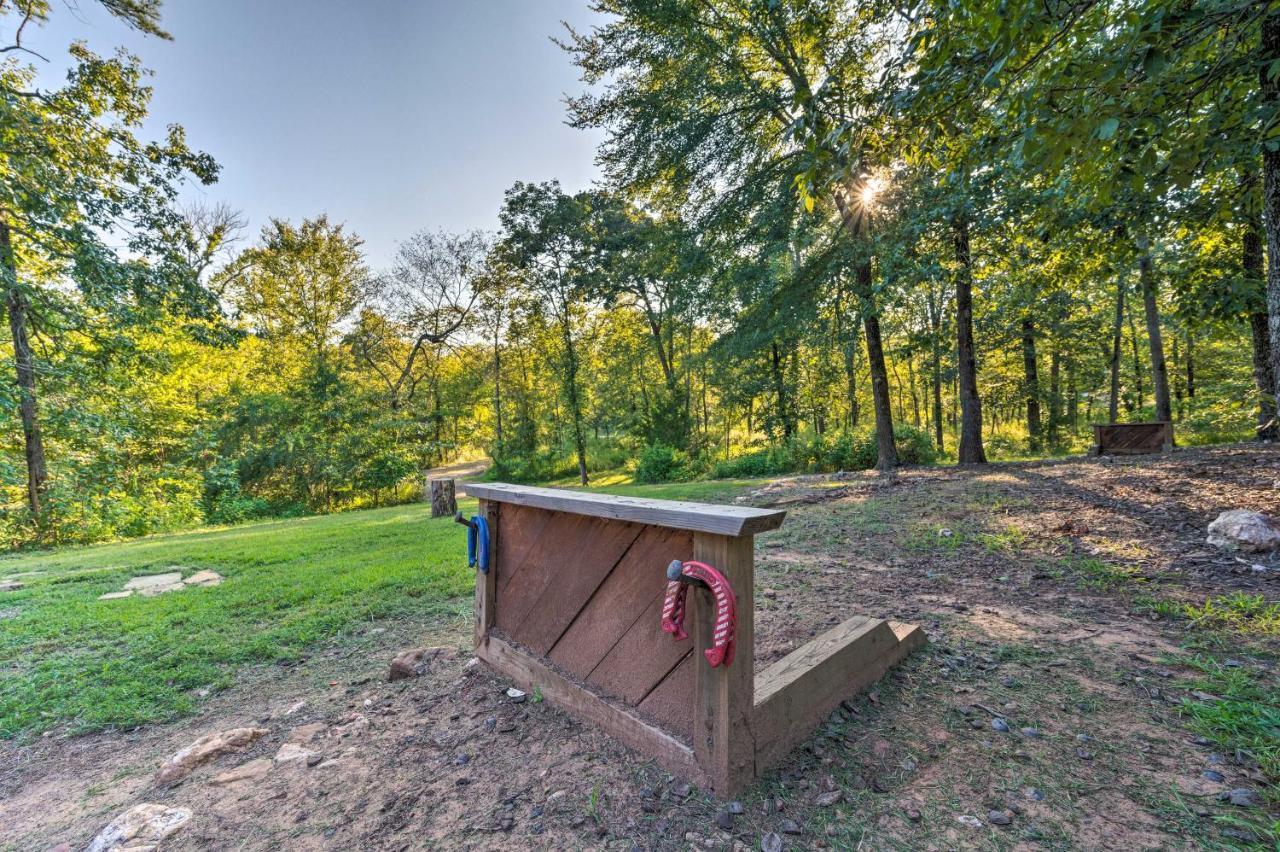 Broken Bow Retreat On 2 Acres With Hot Tub And Deck! 빌라 외부 사진